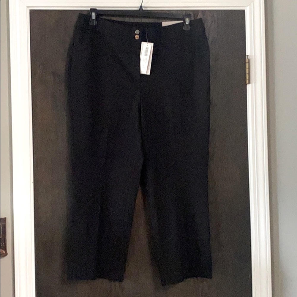 Chico’s Secret Stretch Straight Leg Crop Pants